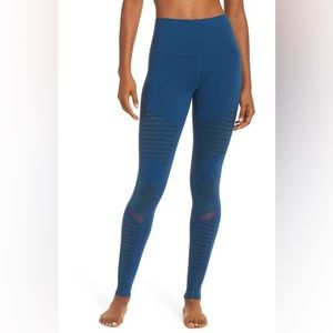 Alo yoga motto leggings